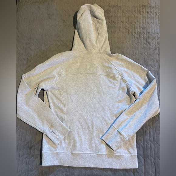 lululemon athletica Tops - Lululemon hoodie women’s size 6 gray pre-owned condition‎